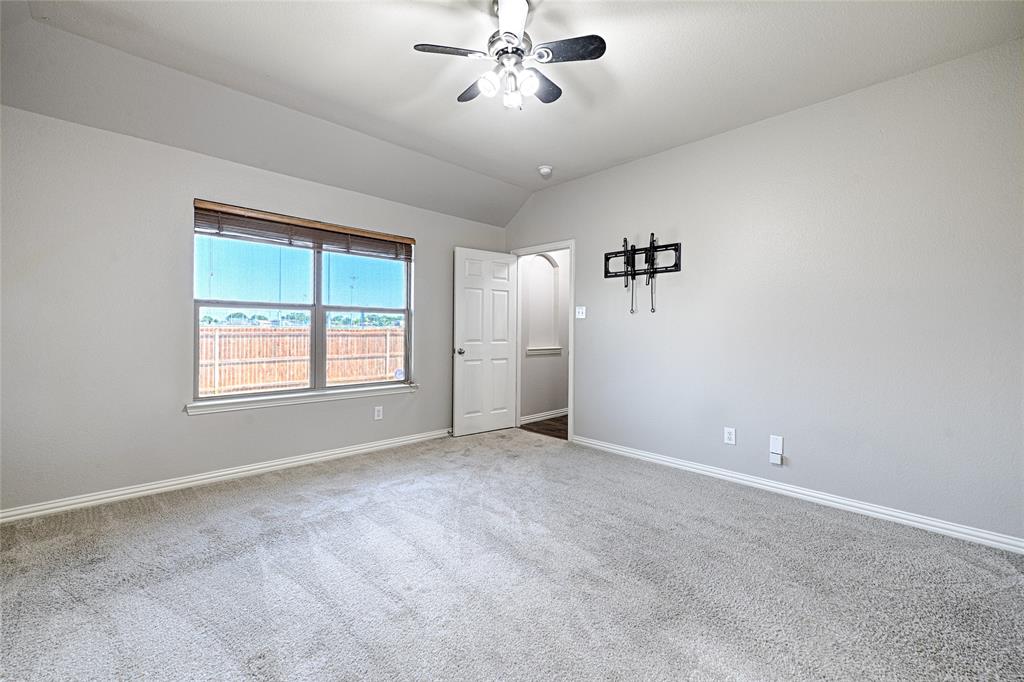 122 Chinaberry Trail Property Photo 13