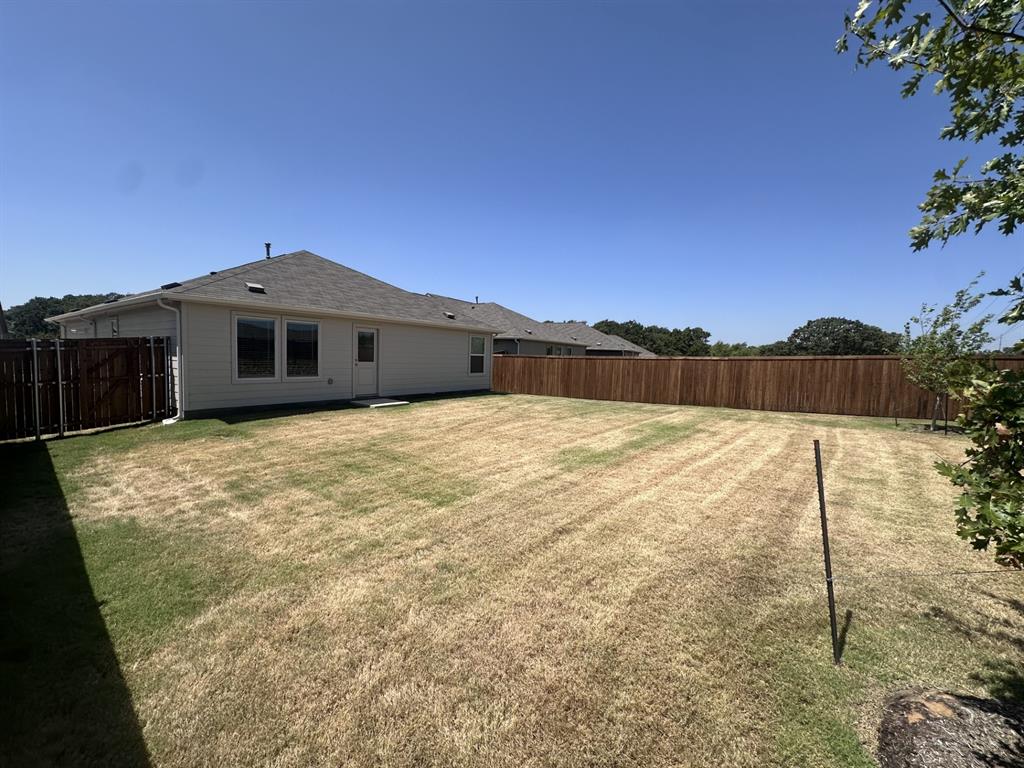 1936 Ventasso Boulevard Property Photo 2
