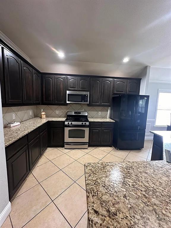 308 Ouida Road Property Photo 4