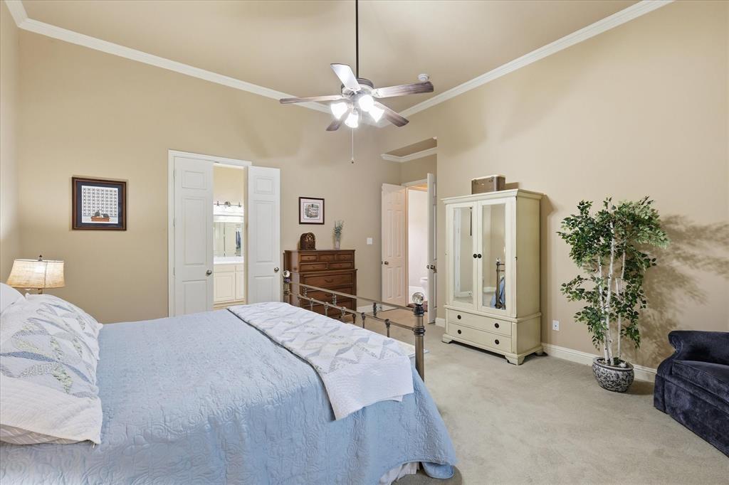 1019 Hot Springs Drive Property Photo 15