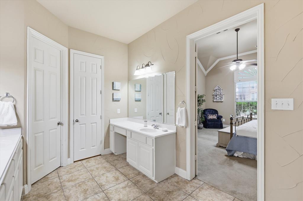 1019 Hot Springs Drive Property Photo 16