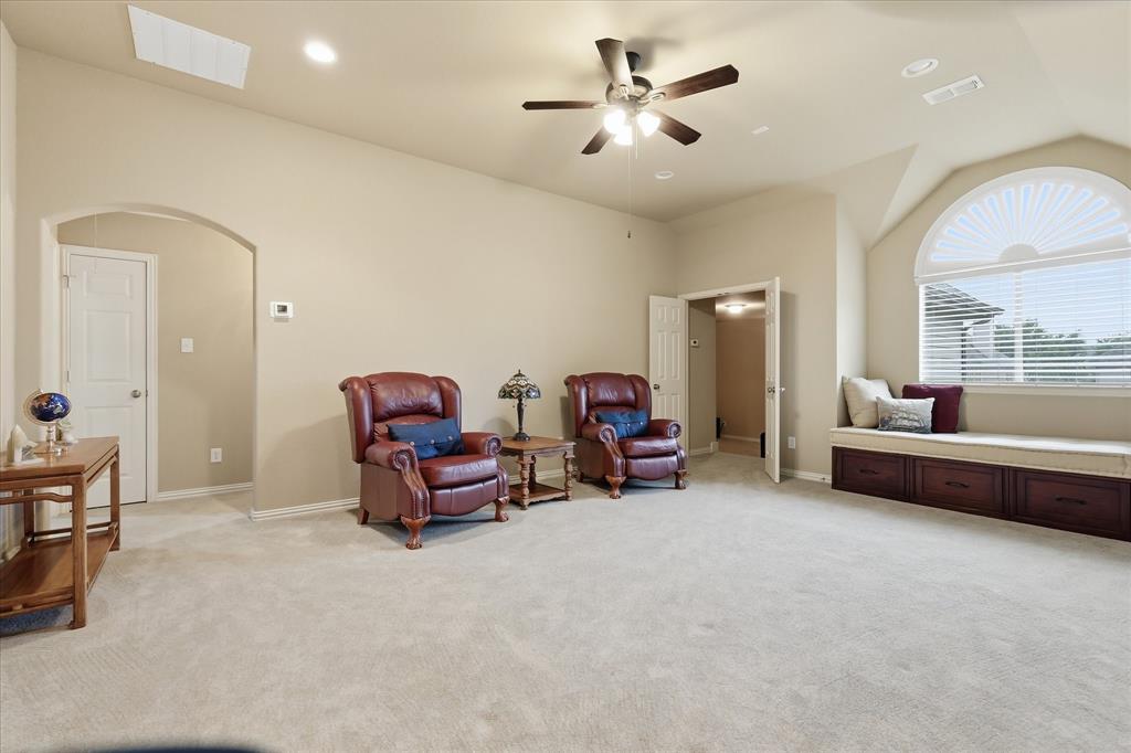 1019 Hot Springs Drive Property Photo 20