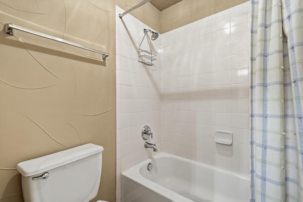 1019 Hot Springs Drive Property Photo 25