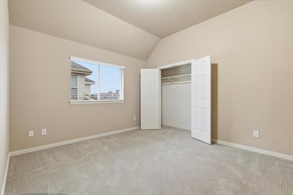 1019 Hot Springs Drive Property Photo 28