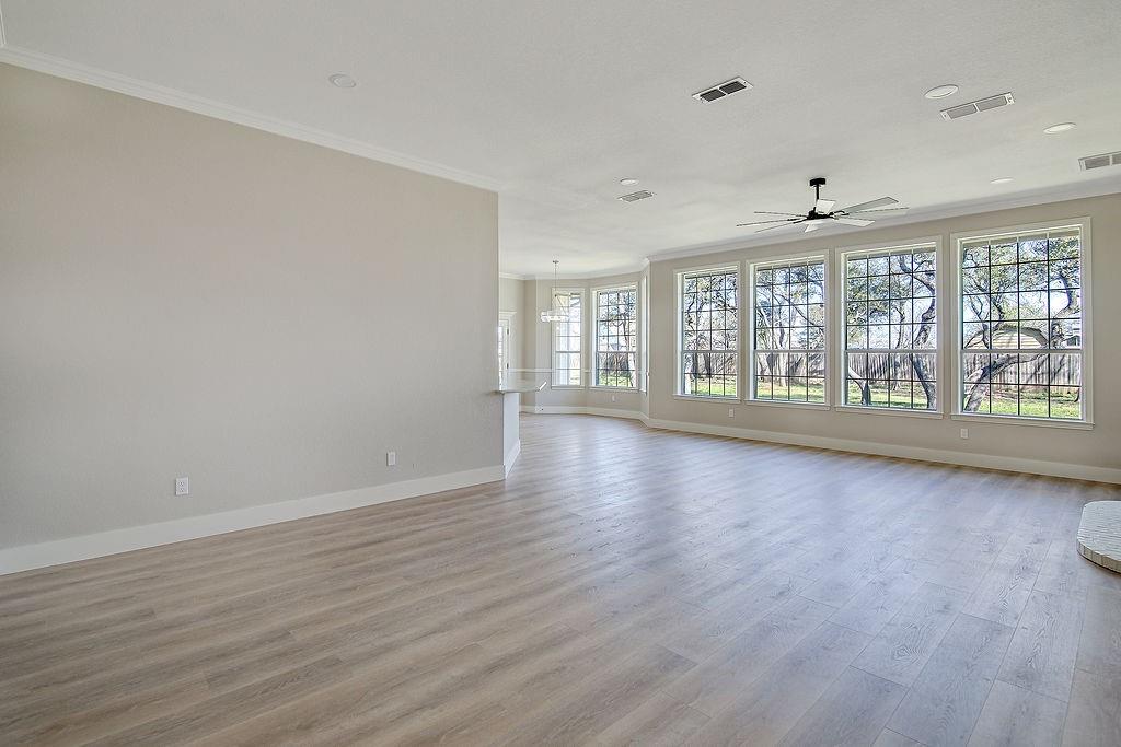 125 Devon Court Property Photo 12