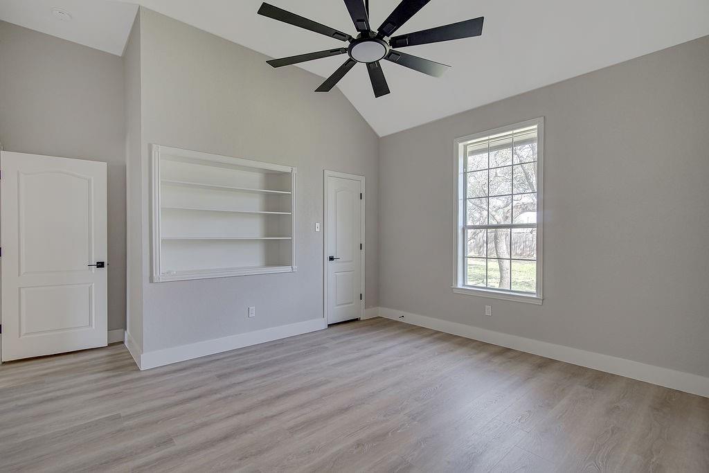 125 Devon Court Property Photo 14