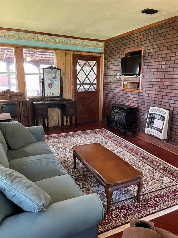 6303 Greenvine Road Property Photo 6