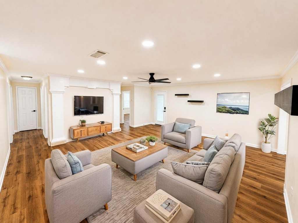 4401 Lacey Circle Property Photo 8