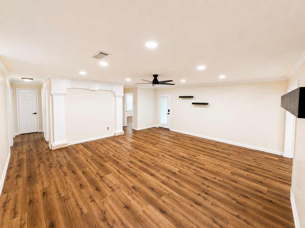 4401 Lacey Circle Property Photo 9