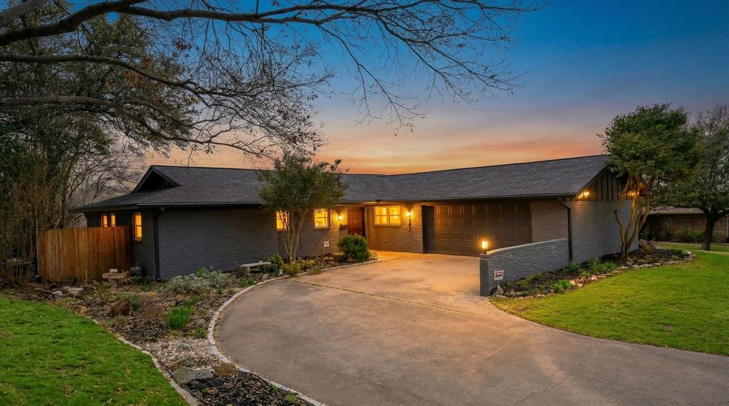 6525 Dakar Road Property Photo 1
