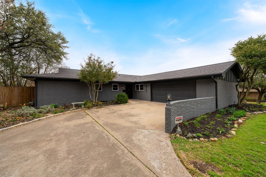 6525 Dakar Road Property Photo 2