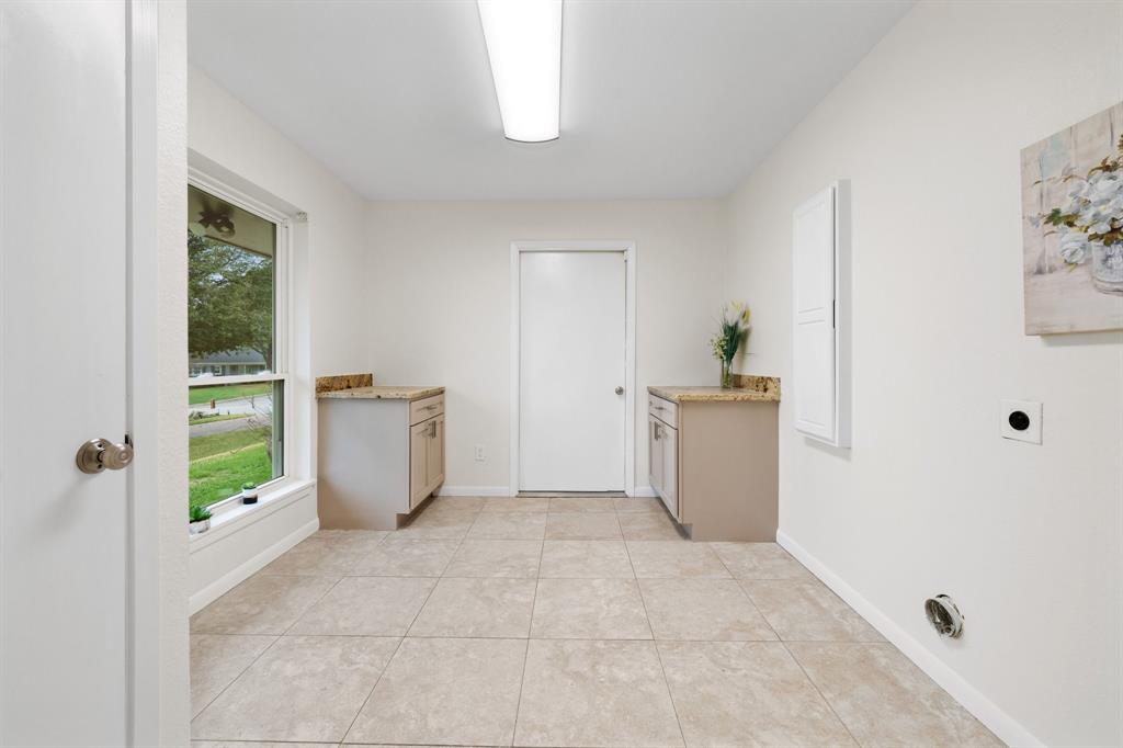 6525 Dakar Road Property Photo 23