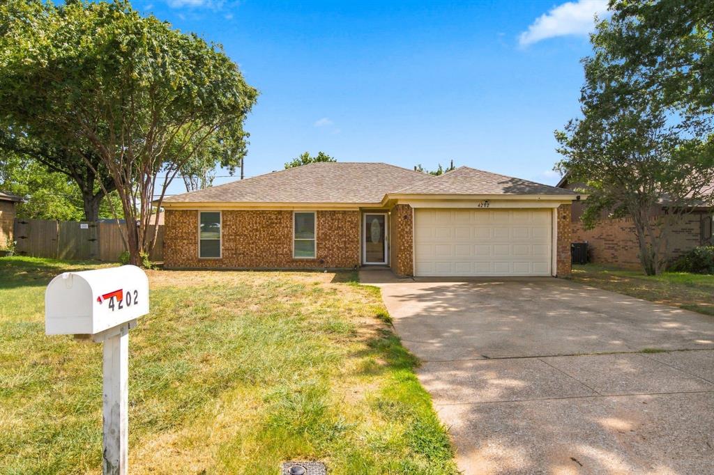 4202 Maple Springs Drive Property Photo 1
