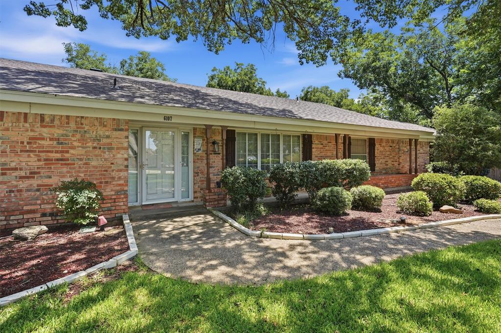 6107 Belvidere Circle Property Photo 4