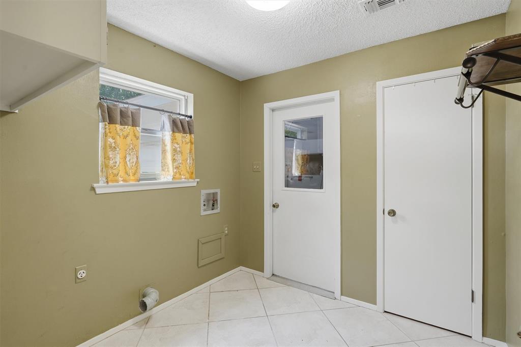 6107 Belvidere Circle Property Photo 32