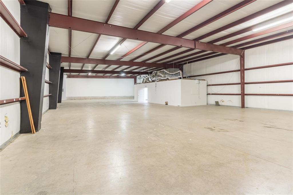 1812 N Main B Property Photo 4