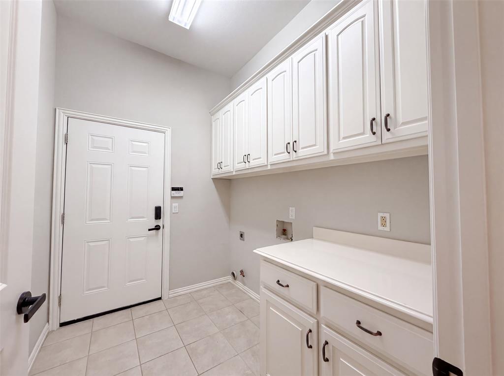 6530 Swallow Court Property Photo 13