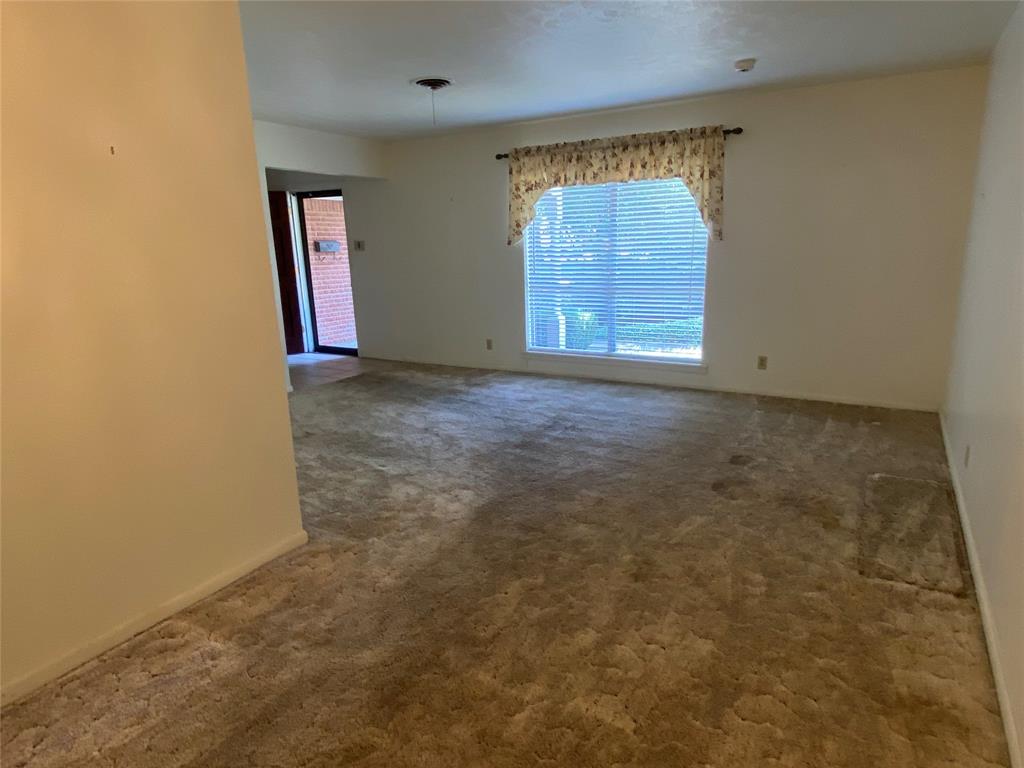 3271 Hubbard Street Property Photo 11