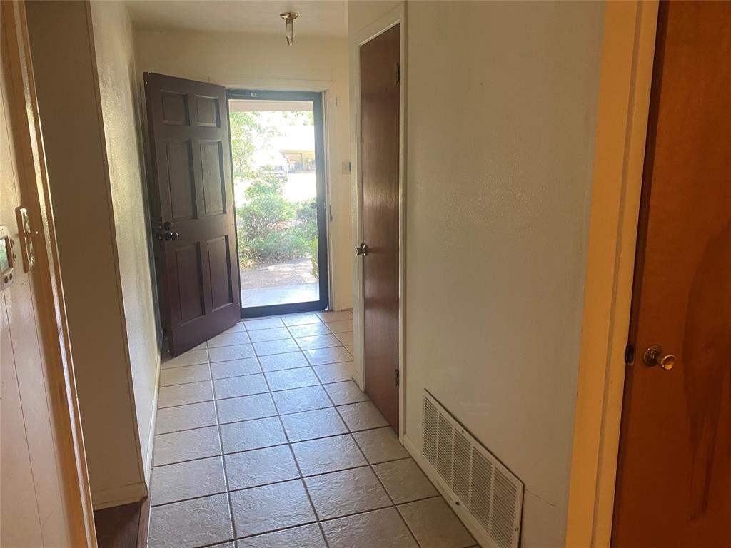 3271 Hubbard Street Property Photo 13