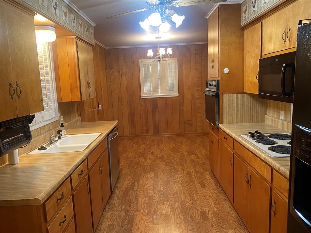 3271 Hubbard Street Property Photo 15