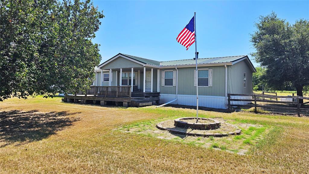 2247 County Road 2130 Property Photo 2