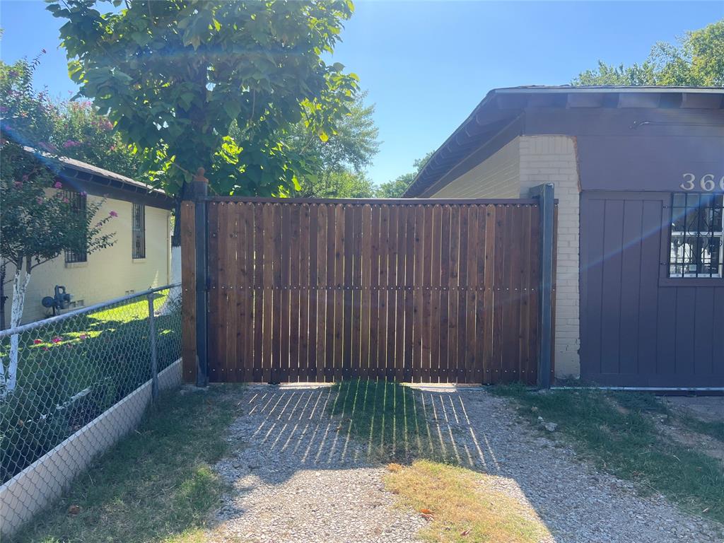 366 S St Augustine Drive Property Photo 1