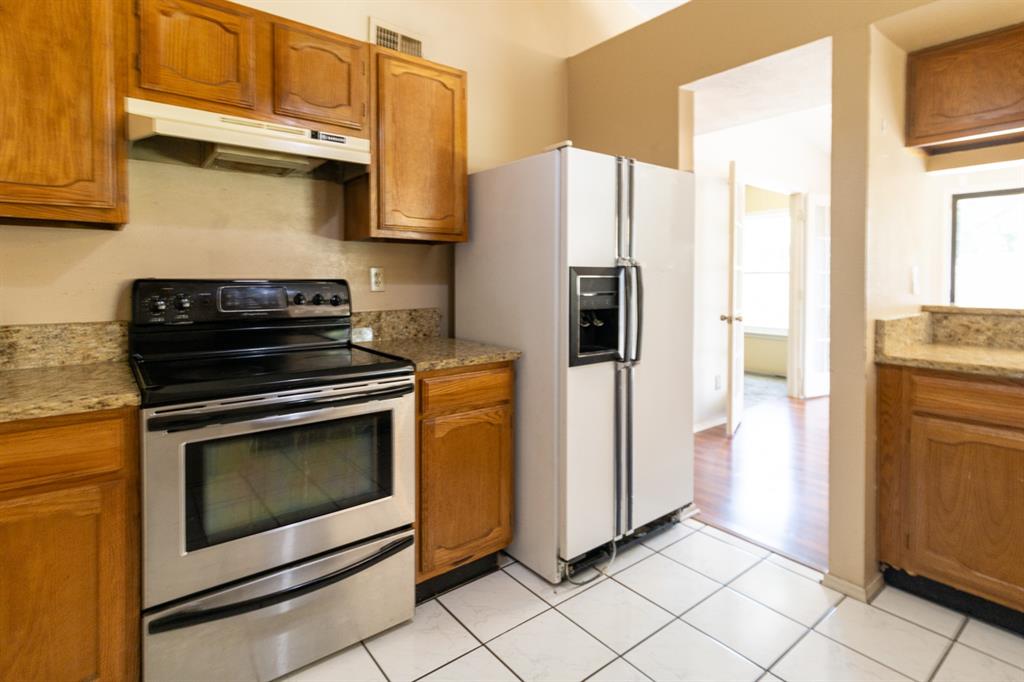 2910 Galemeadow Drive Property Photo 8