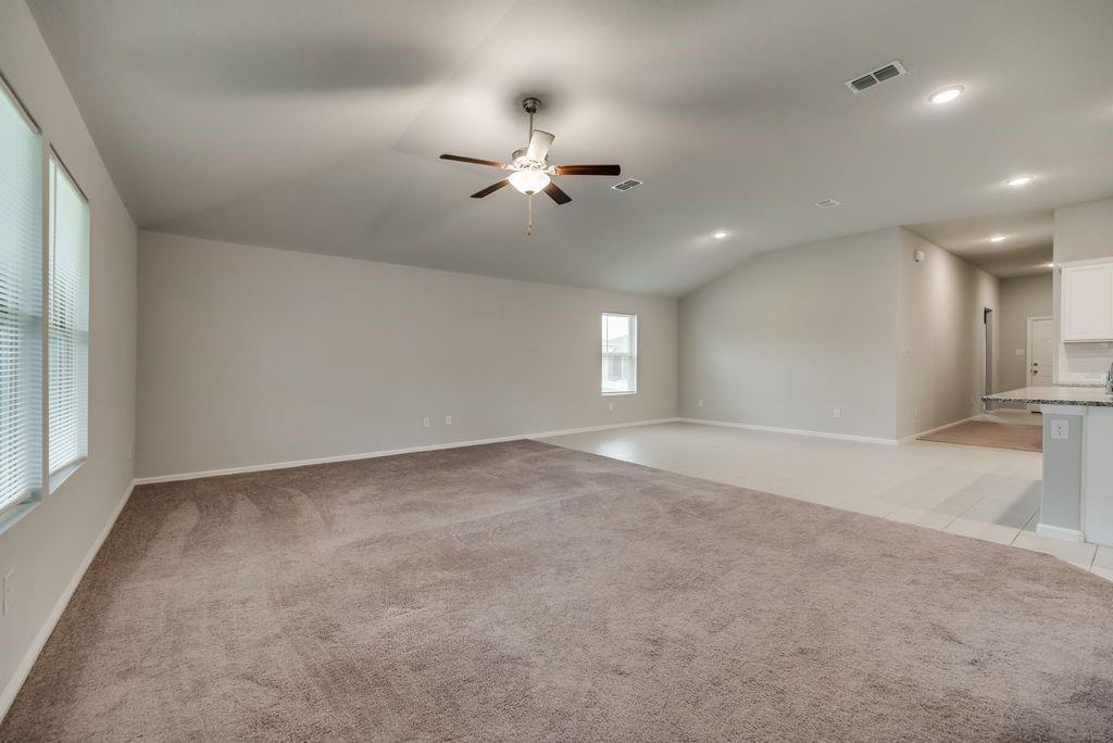 4544 Hemingway Avenue Property Photo 4