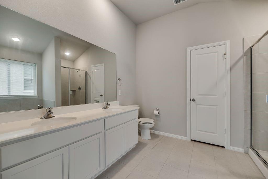 4544 Hemingway Avenue Property Photo 12