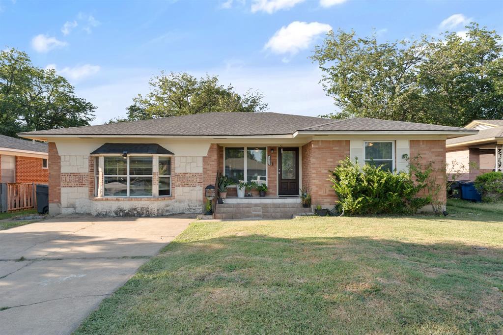 2439 Inadale Avenue Property Photo 1