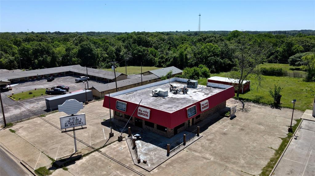 617 W Corsicana Street Property Photo 1