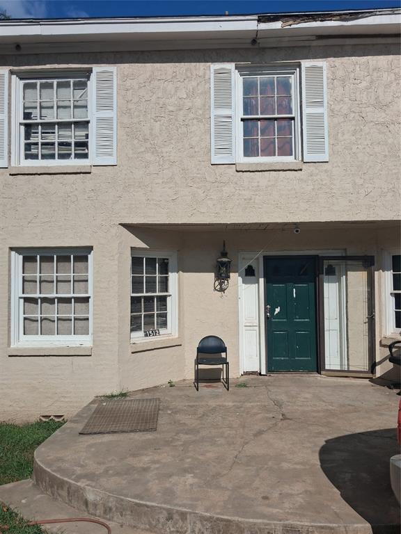 1512 Crescent Drive Property Photo 1