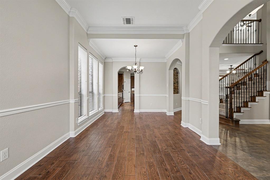 221 Chapel Hill Drive Property Photo 3
