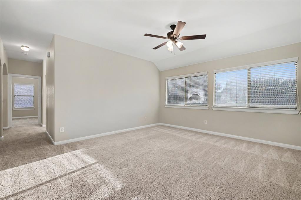 221 Chapel Hill Drive Property Photo 17