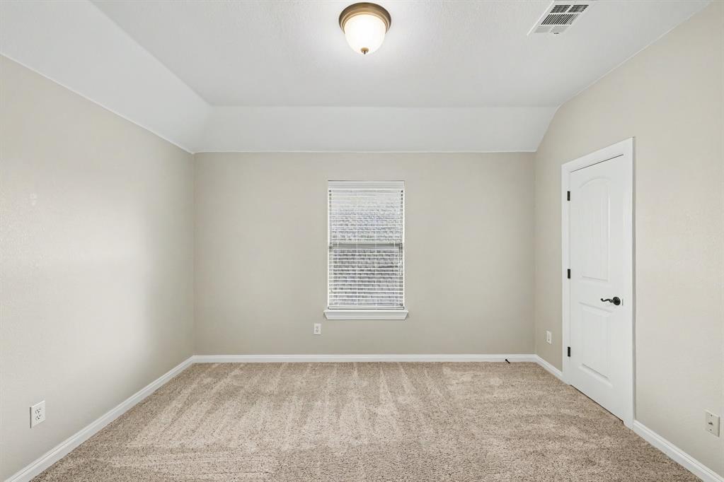 221 Chapel Hill Drive Property Photo 28