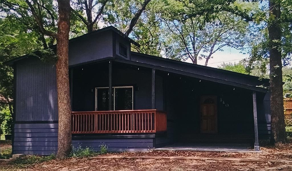 140 Doe Run Road Property Photo 1