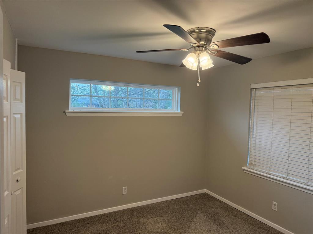 2439 Maverick Avenue Property Photo 6