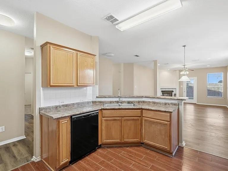 1048 Harriman Drive Property Photo 11