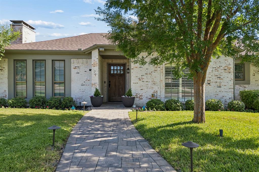 7118 Canongate Drive Property Photo 1