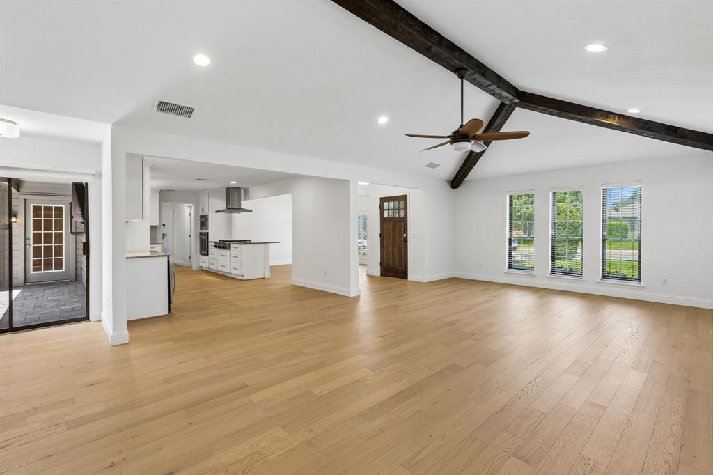 7118 Canongate Drive Property Photo 6