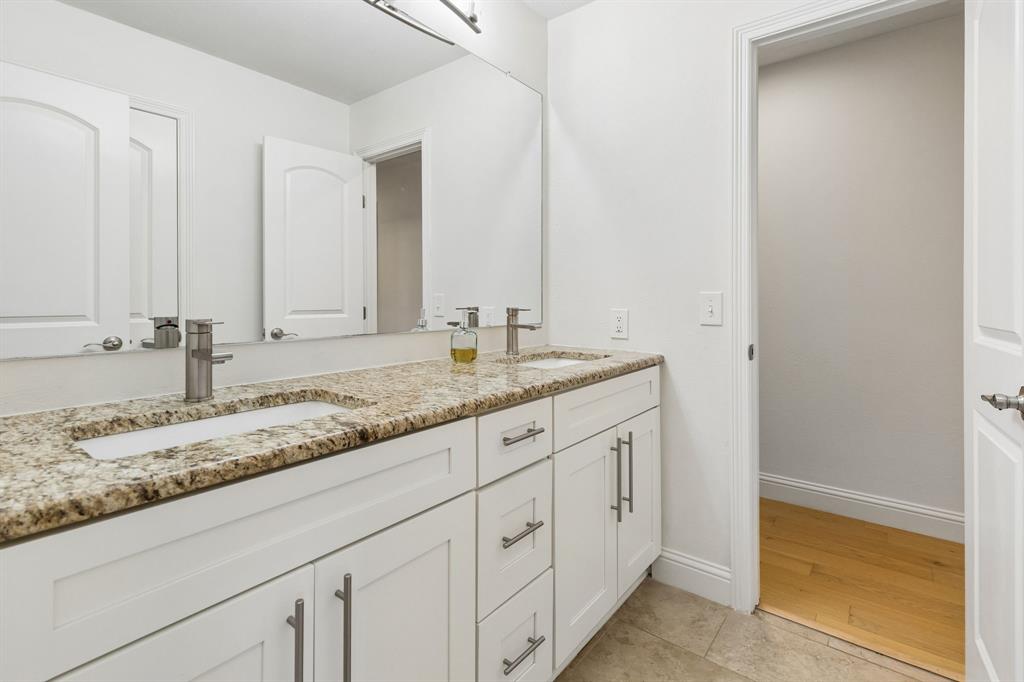 7118 Canongate Drive Property Photo 22