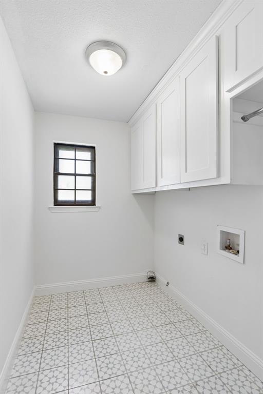 7118 Canongate Drive Property Photo 30