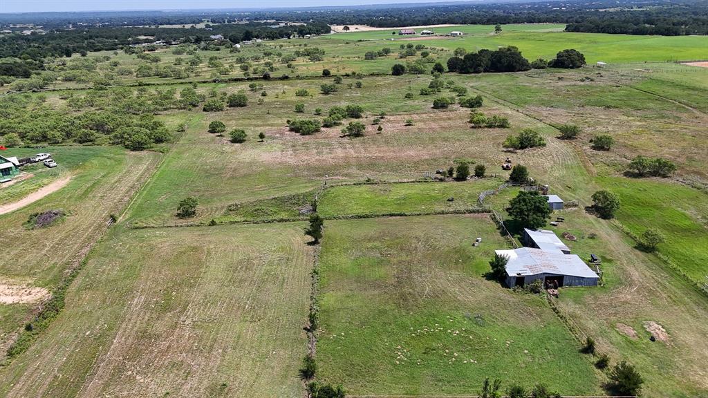 301 Dixie Road Property Photo 2