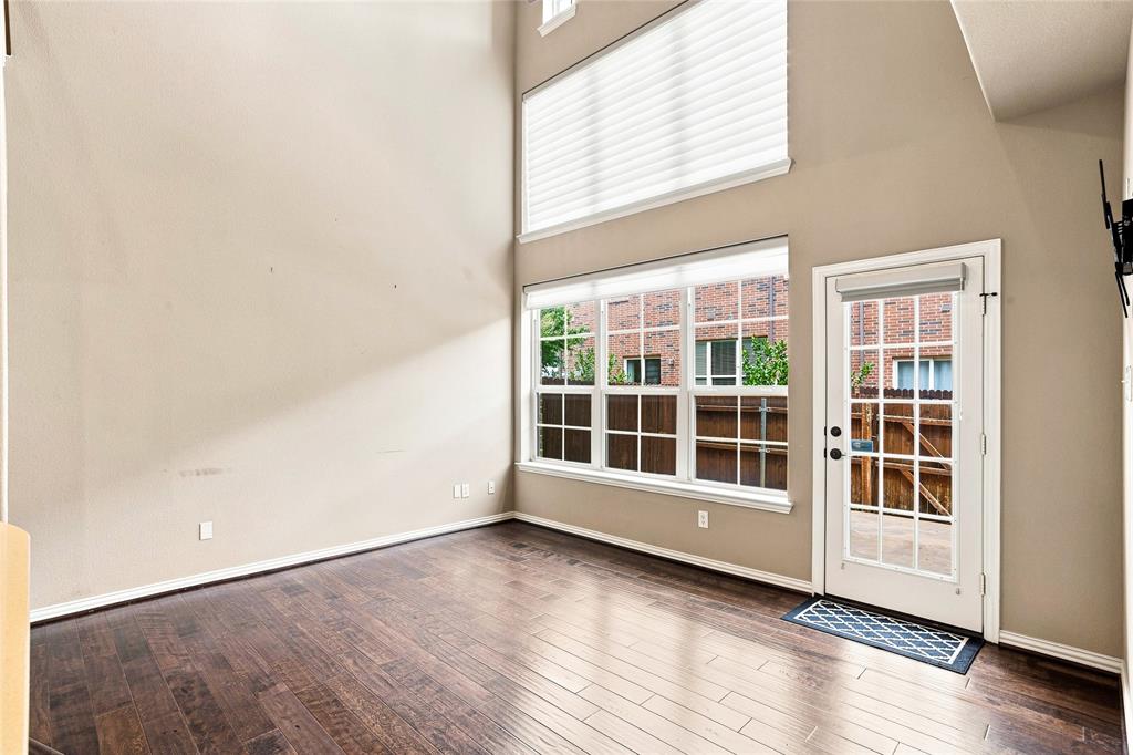 397 Hamilton Street Property Photo 4