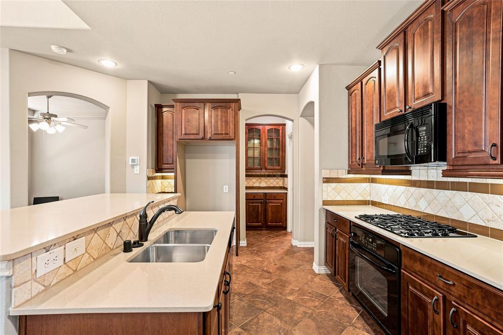 397 Hamilton Street Property Photo 8