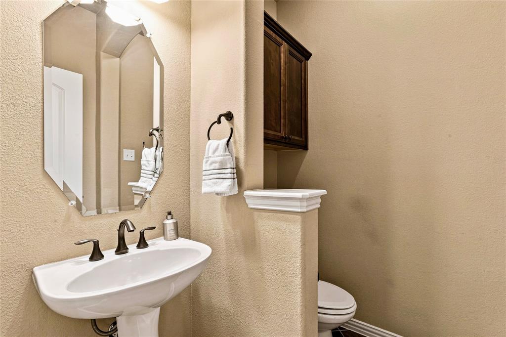 397 Hamilton Street Property Photo 22