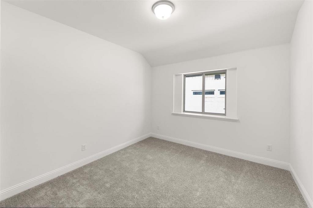 717 Clifton Drive Property Photo 18
