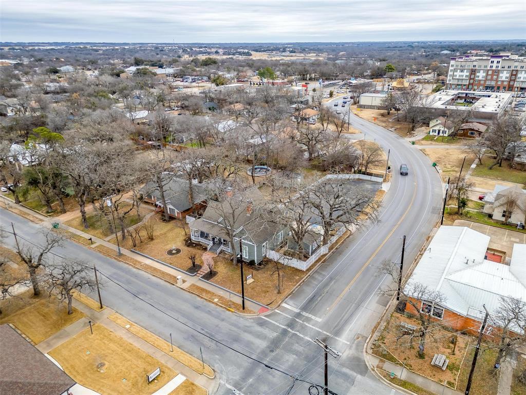 1092 W Tarleton Street Property Photo 30