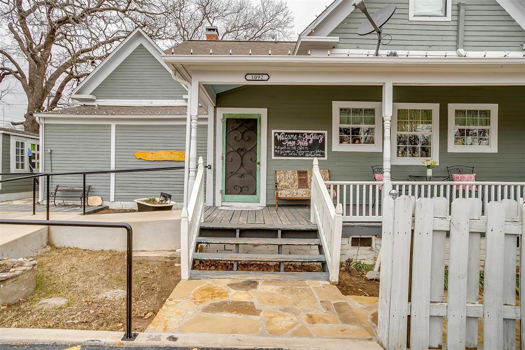 1092 W Tarleton Street Property Photo 36
