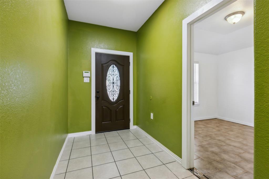 8614 Torreon Court Property Photo 7